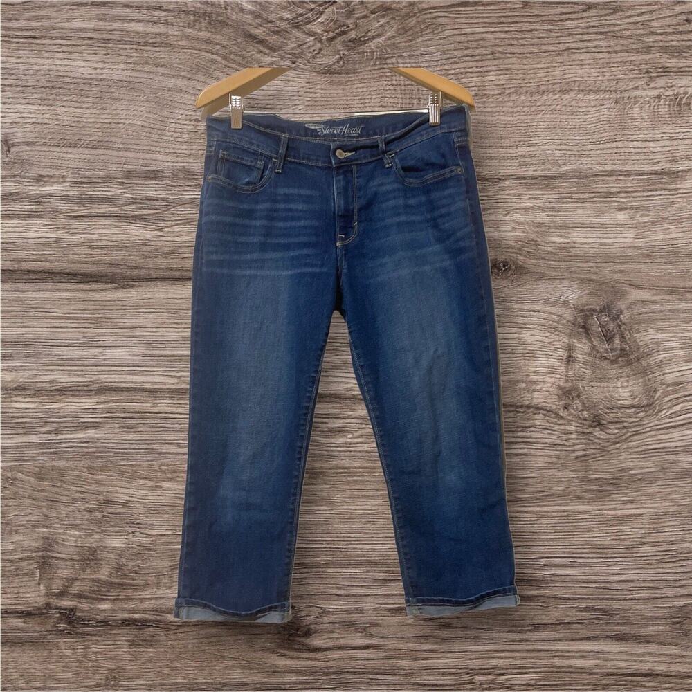 Old Navy Sweetheart Women's Size 8 Blue Cropped Medium Wash Stretch Denim‎ Jeans